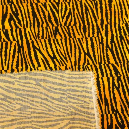 Tessuto Viscosa Stampata - Ocra e Nero | ILTESSUTAIO