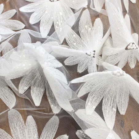 Tulle Ricamato con Fiori | TESSUTI CERIMONIA