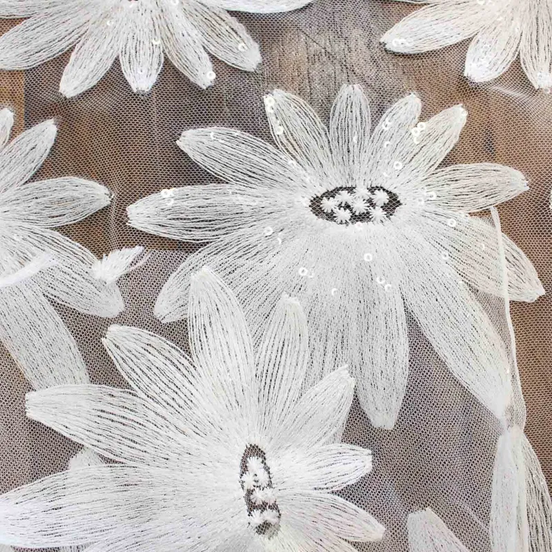 Tulle Ricamato con Fiori | TESSUTI CERIMONIA