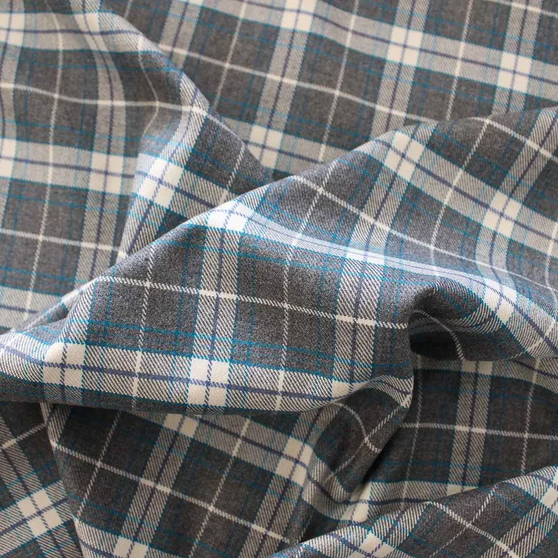 Tessuto scozzese grigio azzurro e bianco | IL TESSUTAIO