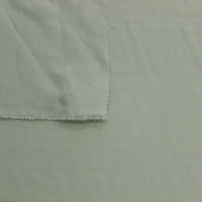 Tessuto Viscosa verde pastello | ILTESSUTAIO