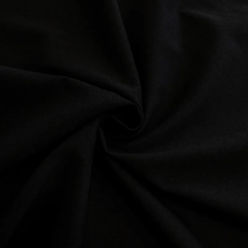 Tessuto poliviscosa di colore nero | ILTESSUTAIO