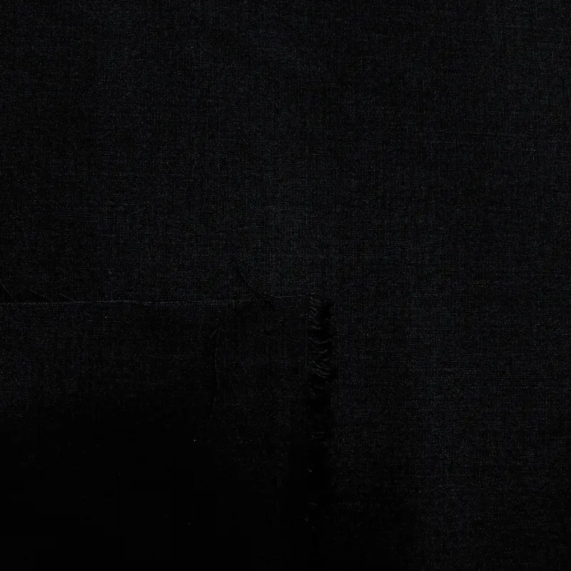 Tessuto poliviscosa di colore nero | ILTESSUTAIO