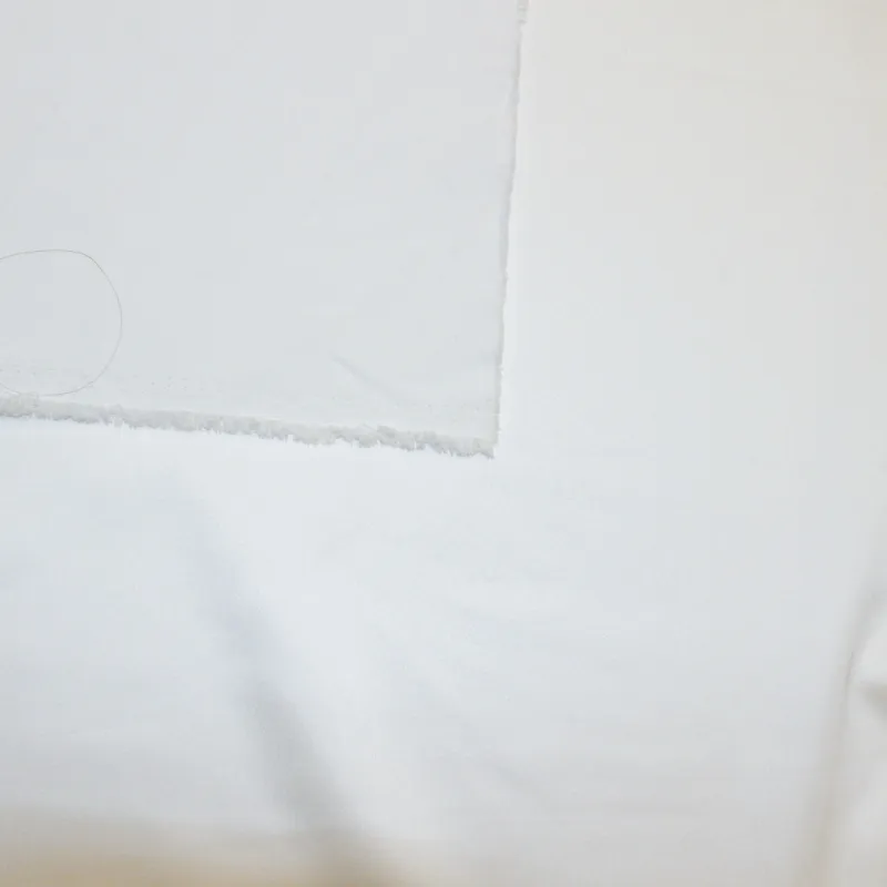 Raso elasticizzato - bianco ottico | tessuti per cerimonia | iltessutaio.it