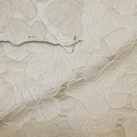 Jacquard beige con fiori | Abbigliamento donna