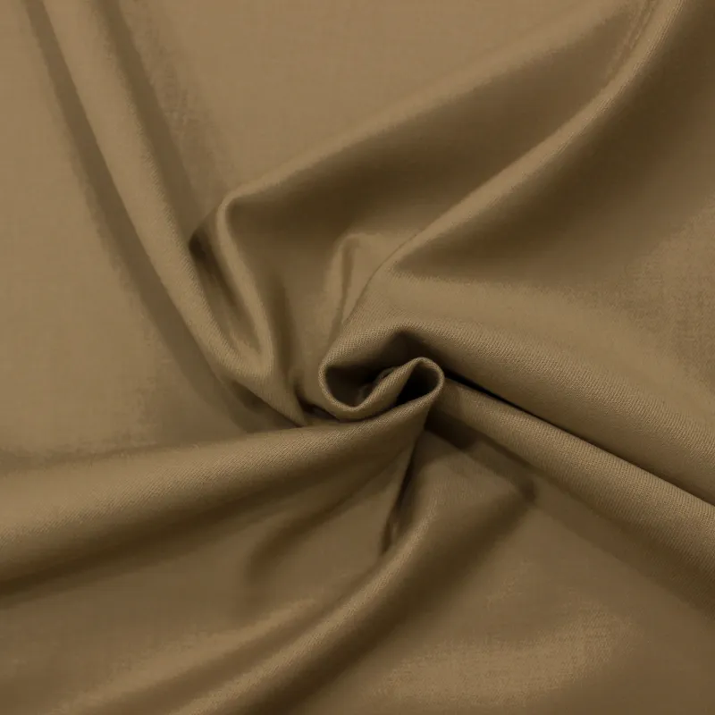 Flanella in poliviscosa colore casha | Tessuto completi donna e uomo