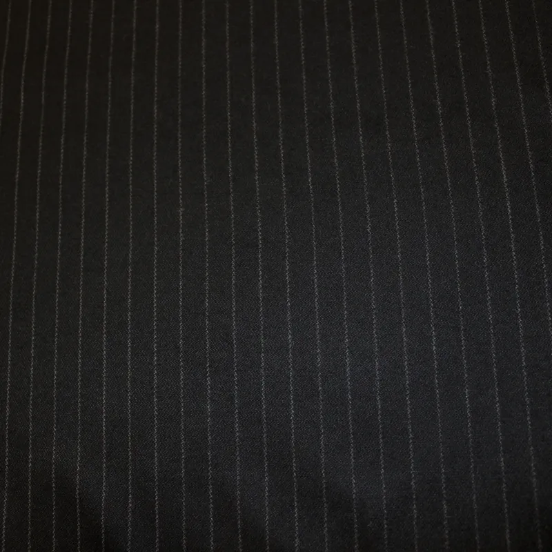 Tessuto Gessato colore nero e bianco | IL TESSUTAIO