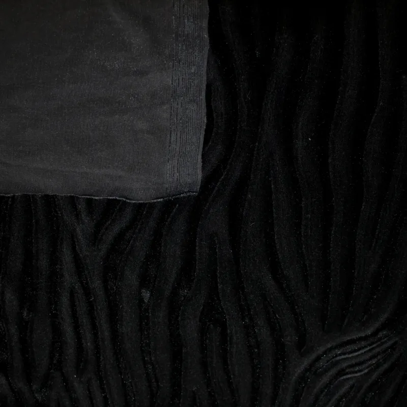 Velluto di ciniglia nero fantasia onde nero |Tessuti pregiati