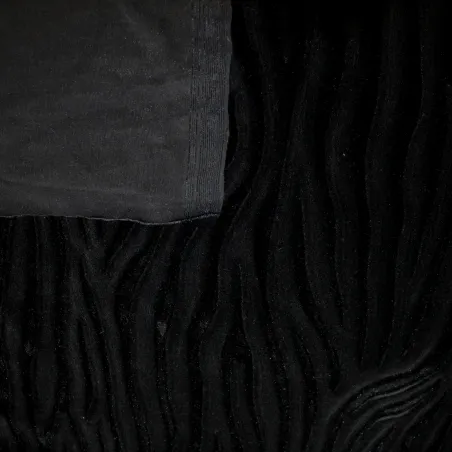 Velluto di ciniglia nero fantasia onde nero |Tessuti pregiati