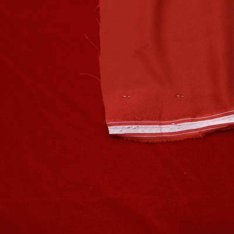 Velluto ciniglia rosso - tessuti pregiati | IL TESSUTAIO