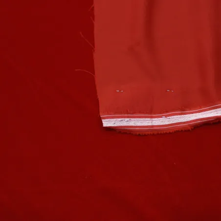 Velluto ciniglia rosso - tessuti pregiati | IL TESSUTAIO