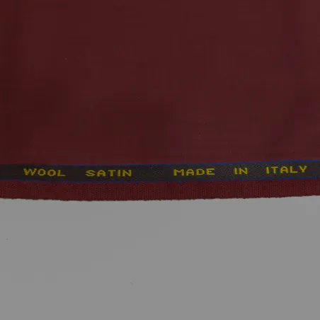 Fresco lana satin bordeaux  | Tessuti italiani | IL TESSUTAIO