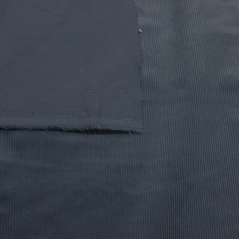 Velluto di cotone  a Coste colore carta da zucchero | IL TESSUTAIO