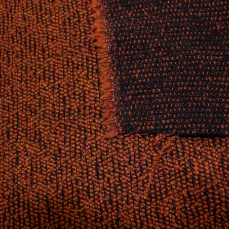 Morbido boucle' arancio scuro e nero | tessuti deadstock
