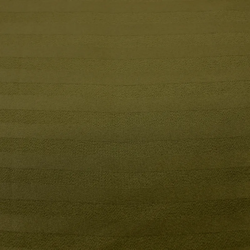 Tessuto rigato raso in viscosa verde militare  | Tessuti Made in Italy