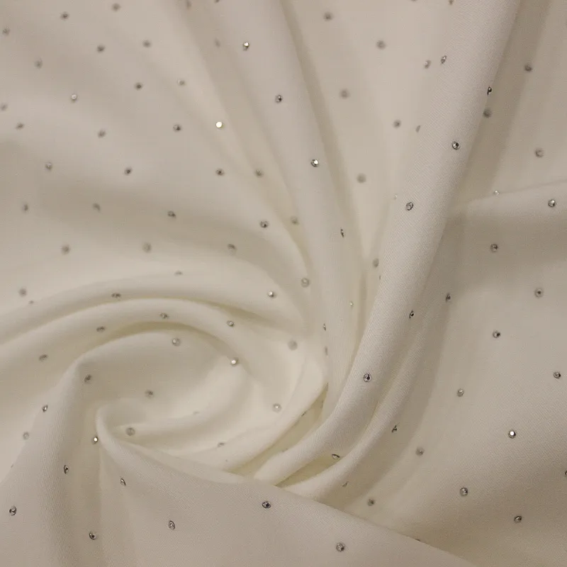 Tessuto bianco con strass | Tessuto completi donna