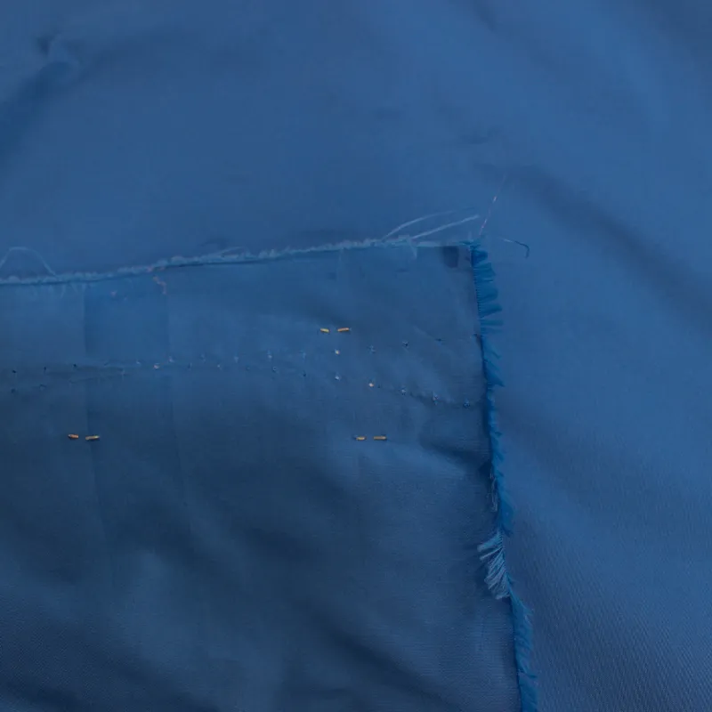 Tessuto Taffeta blu per gonne| Tessuti made in Italy | ILTESSUTAIO