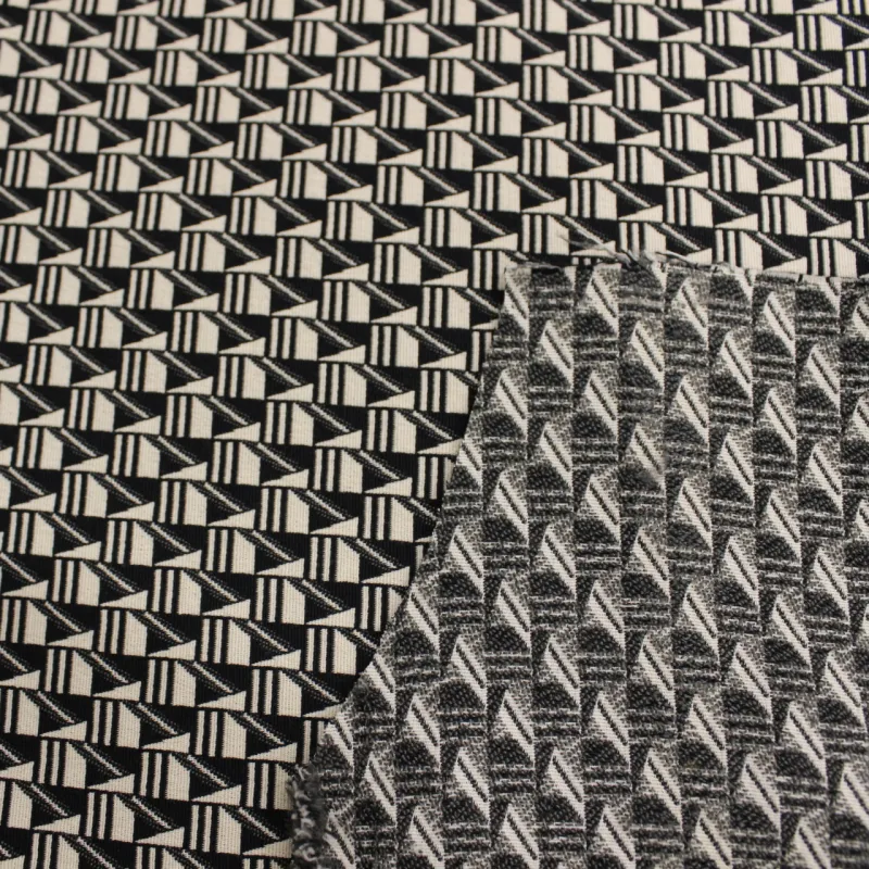 Tessuto Jacquard Fantasia   | Tessuti Deadstock | IL TESSUTAIO