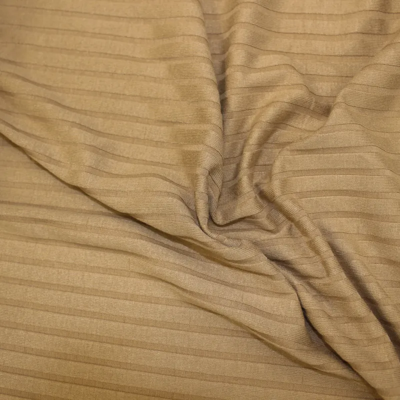 Maglina a  coste elastica colore cammello | ILTESSUTAIO