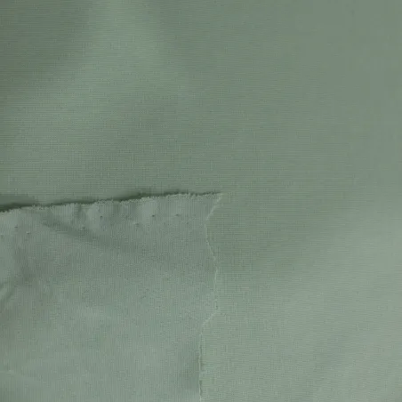 Tessuto punto milano verde chiaro | IL TESSUTAIO