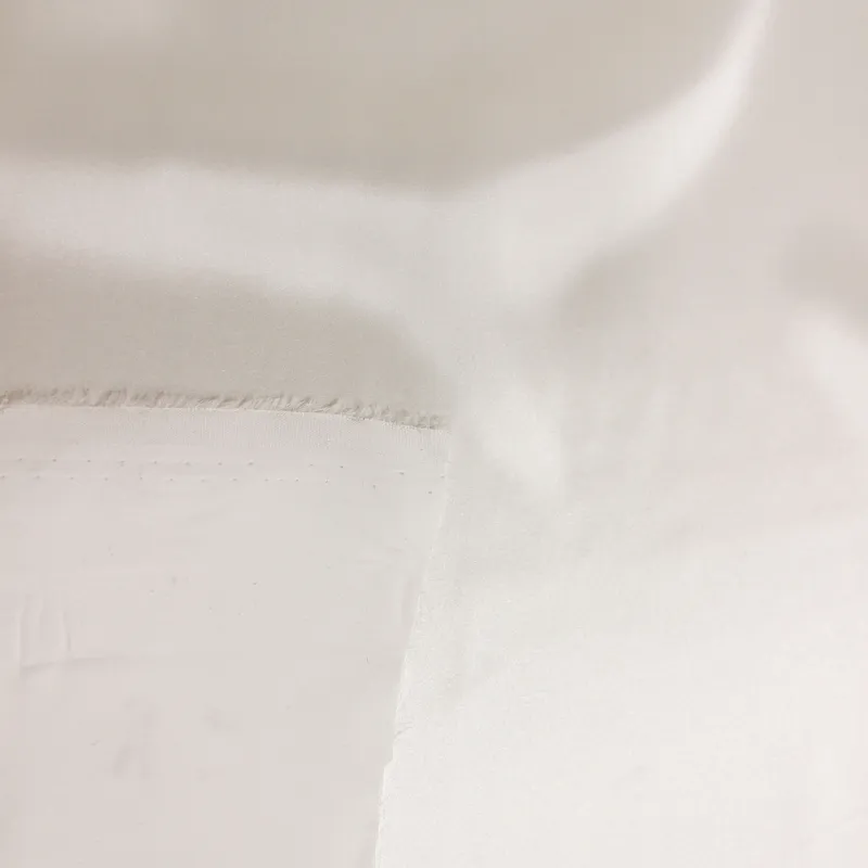 Tessuto raso in pura seta italiana bianco  - Tessuti Pregiati