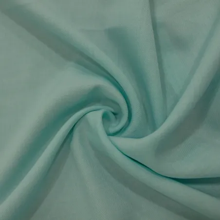 Tessuto poliviscosa celeste | abbigliamento donna