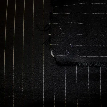 Tessuto gessato bianco e nero in viscosa | Abbigliamento sartoriale