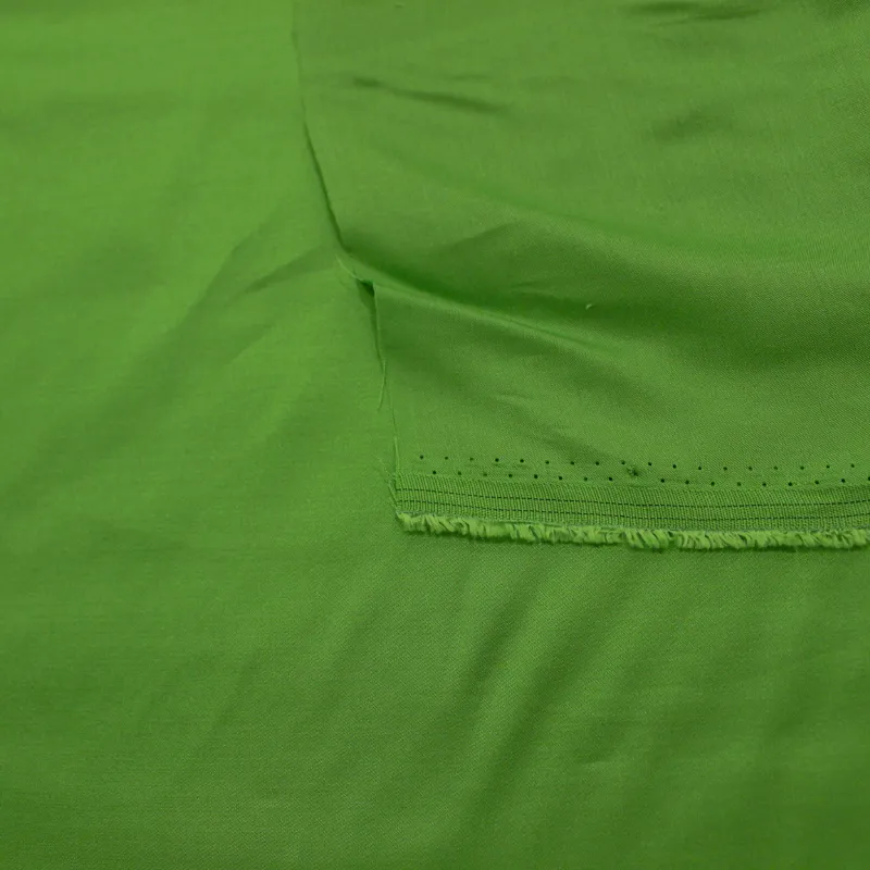 Tessuto Raso di Viscosa Verde | Tessuti di alta qualità