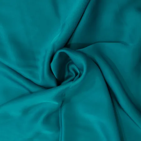 Tessuto Raso di Viscosa Turchese Vivace | Morbidezza e Lucentezza per Abiti
