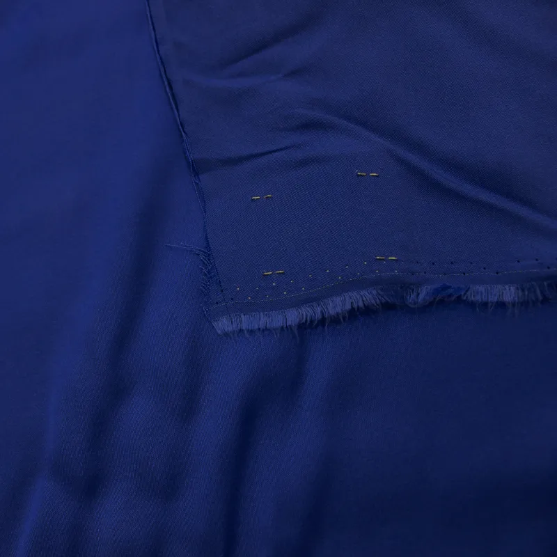 Tessuto Raso di Viscosa viola | Abbigliamento cerimonia donna