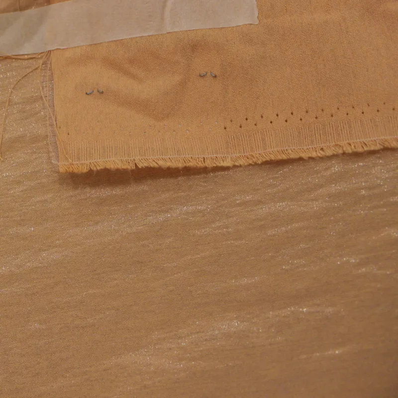 Tessuto Viscosa Arancione| Luminosità e Fluidità per Abiti Sofisticati